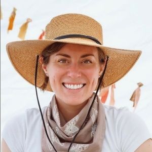 Meet your Posher, Elyse